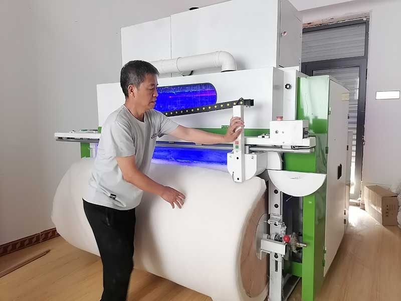 天津客戶(hù)訂購的殺菌除螨精彈一體機安裝完畢